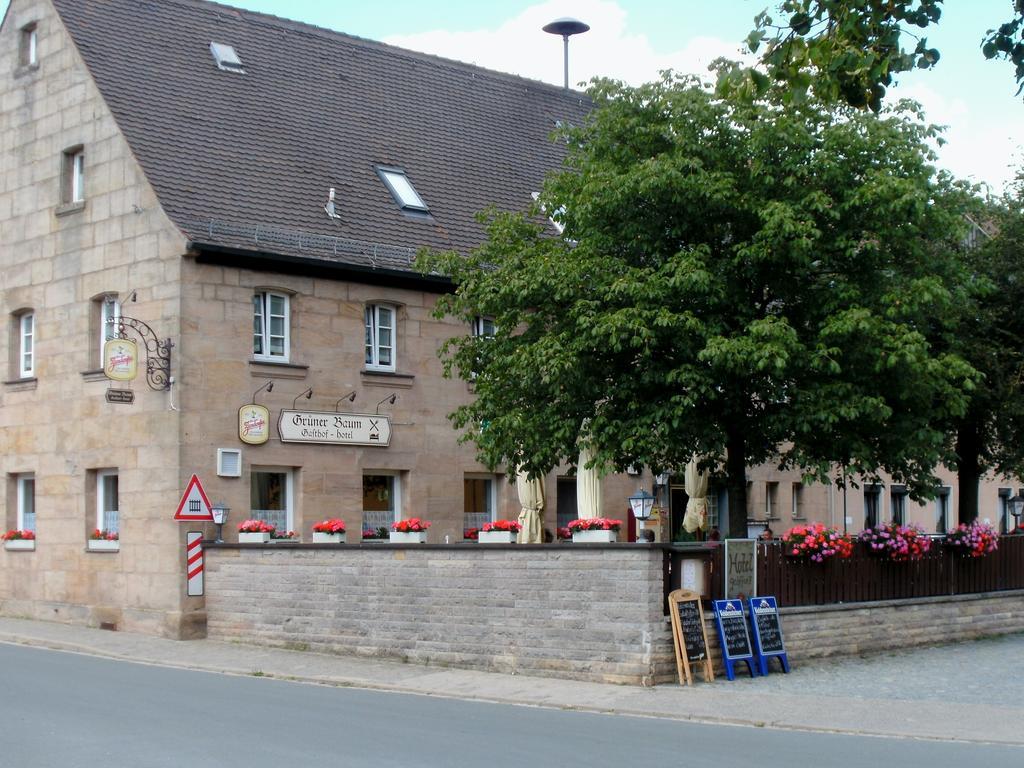 Gasthof Landhotel Gruner Baum Cadolzburg 외부 사진