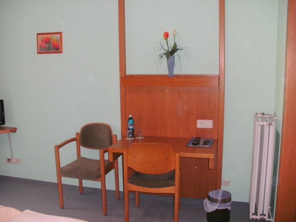 Gasthof Landhotel Gruner Baum Cadolzburg 객실 사진