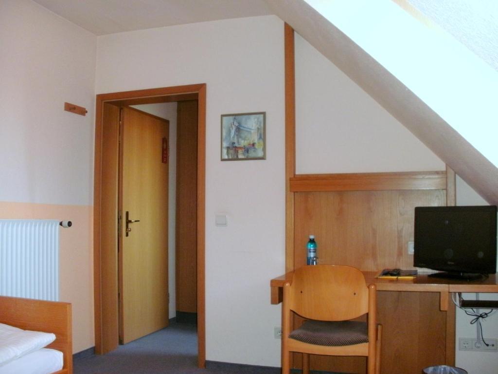 Gasthof Landhotel Gruner Baum Cadolzburg 객실 사진