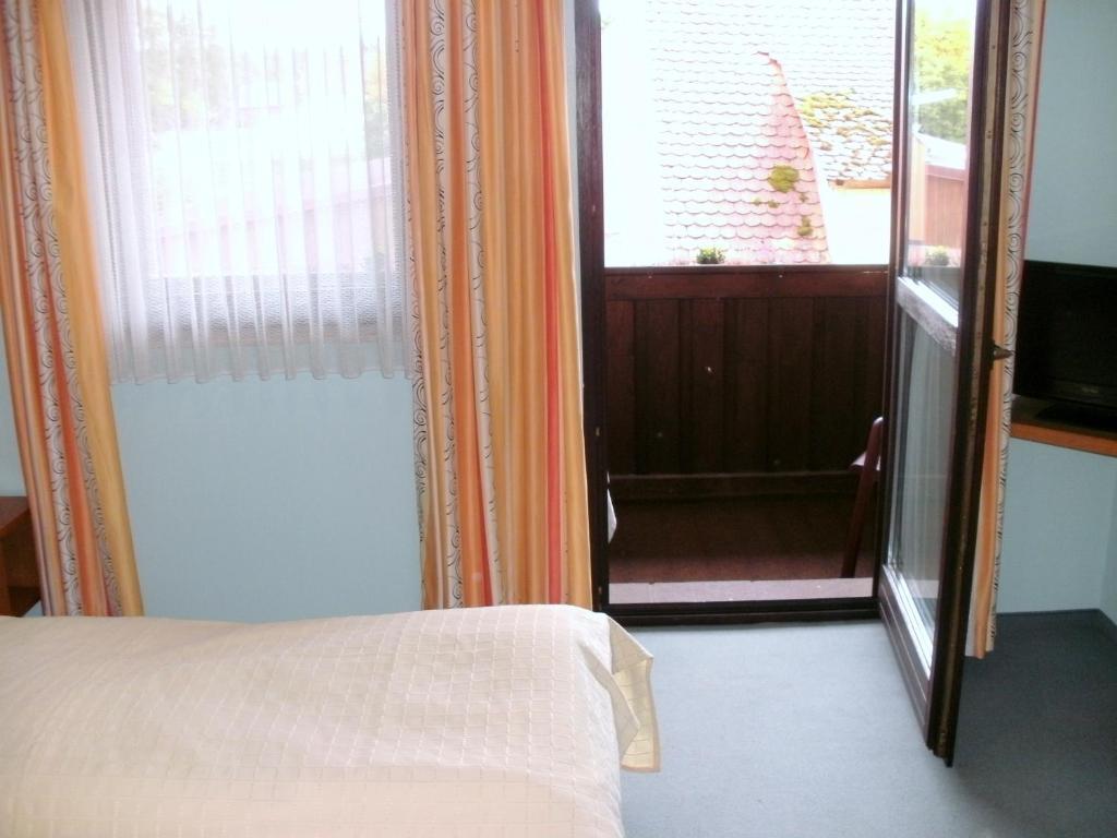 Gasthof Landhotel Gruner Baum Cadolzburg 객실 사진