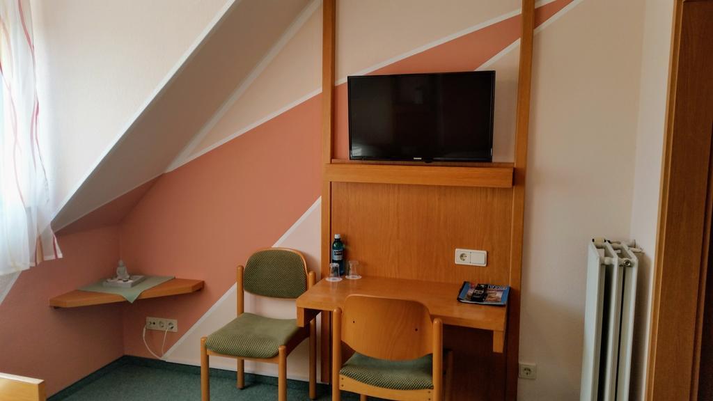 Gasthof Landhotel Gruner Baum Cadolzburg 외부 사진